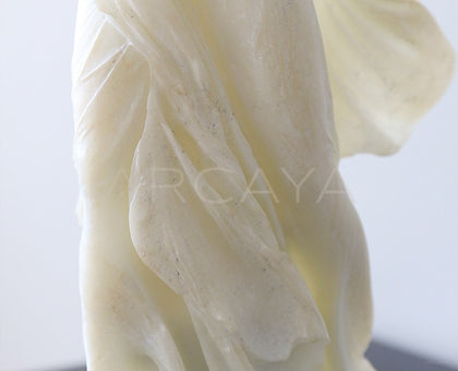 Goddess Sculpture Ornament - scene