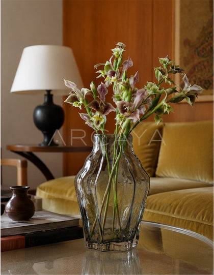 Ice Ridge Texture Glass Vase - scene