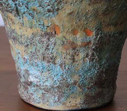 Vintage Wabi Sabi Jingdezhen Distressed Jar - scene