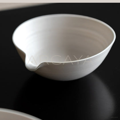 Amu Collab Plain Cream Ceramic Tableware - main