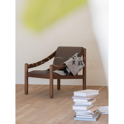 Pali Lounge Chair - scene