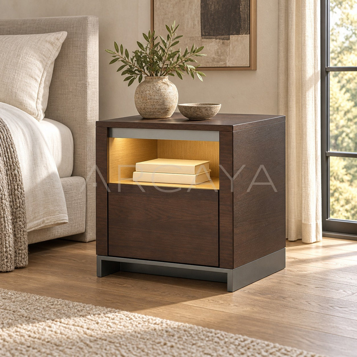 Nightstand Pc 704 in detail