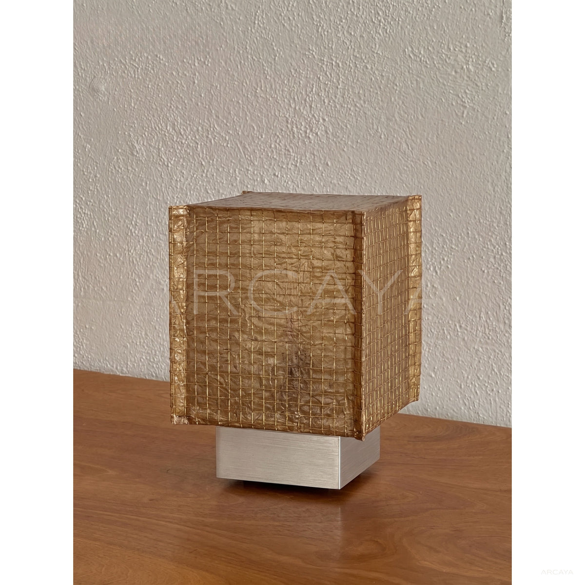 Sens Grid Lamp in detail