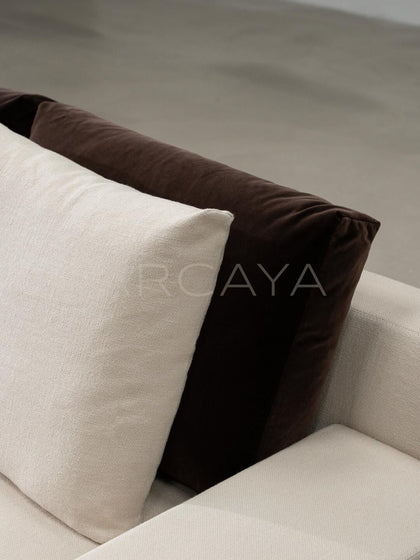 Old Money Style Sofa - detail