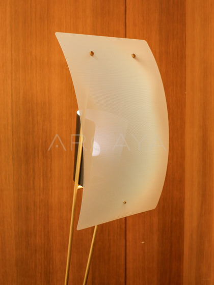 Kite Sculptural Floor Lamp - detail