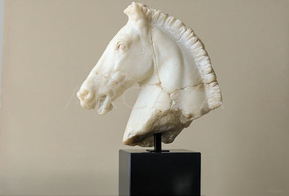 Horse Ornament Office Decor - scene