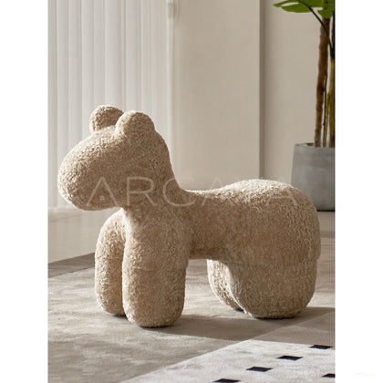 Pony Chair - scene