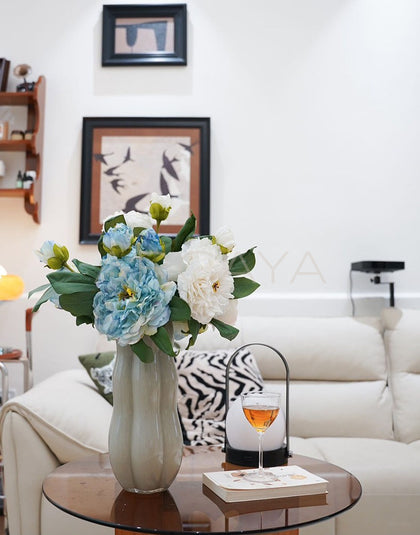 Handmade Glass Vase Entryway - scene