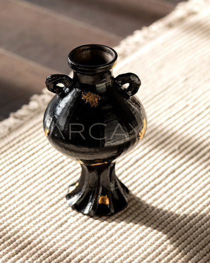 Dadan Black Gold Double Ear Vase - scene