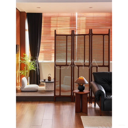 Bamboo Charm Folding Screen - scene