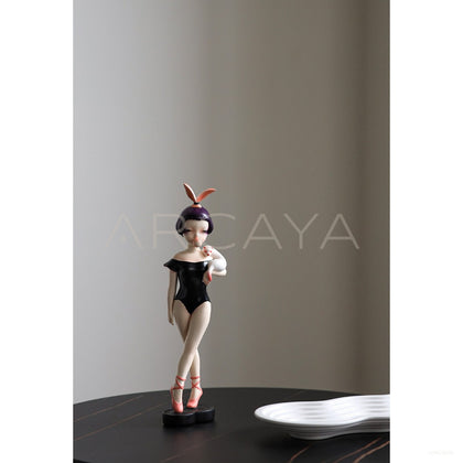 Hard Candy Black Swan Sculpture - scene