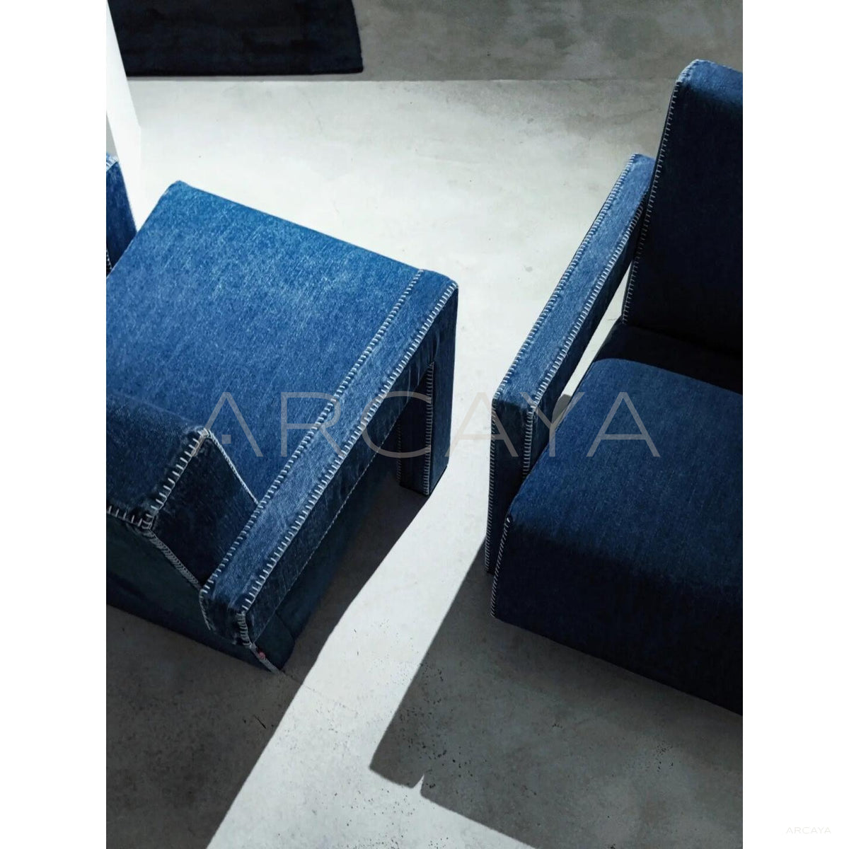 Utrecht Style Denim Chair in detail