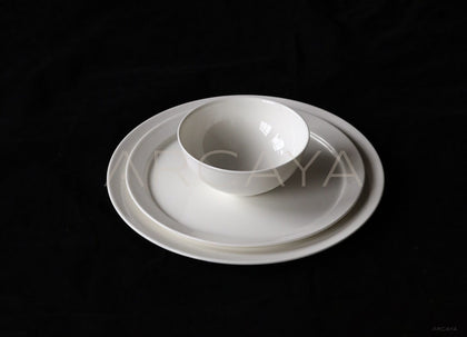 Sunxun Collab White Porcelain Flat Plate - scene