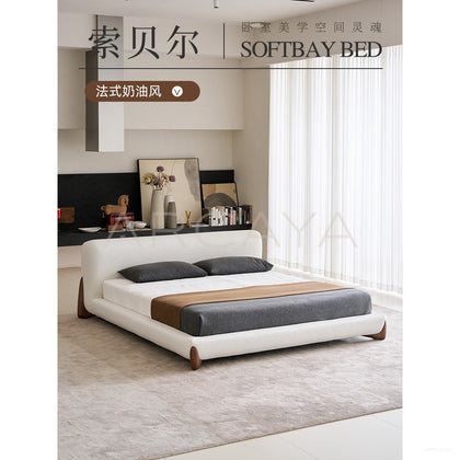 Sophbe Bed - scene