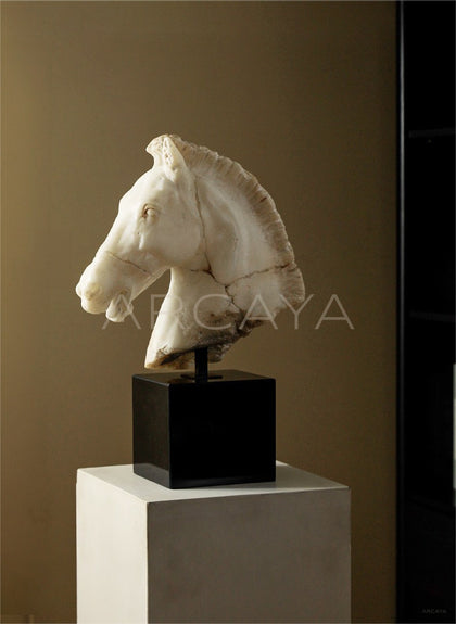Horse Ornament Office Decor - scene
