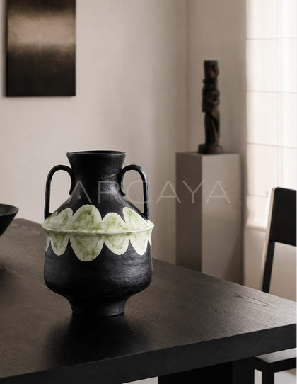 Dadan Hand Painted Double Ear Vase Dining - scene