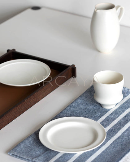 Rongbai Collab White Porcelain Cup Saucer Gift Set - scene
