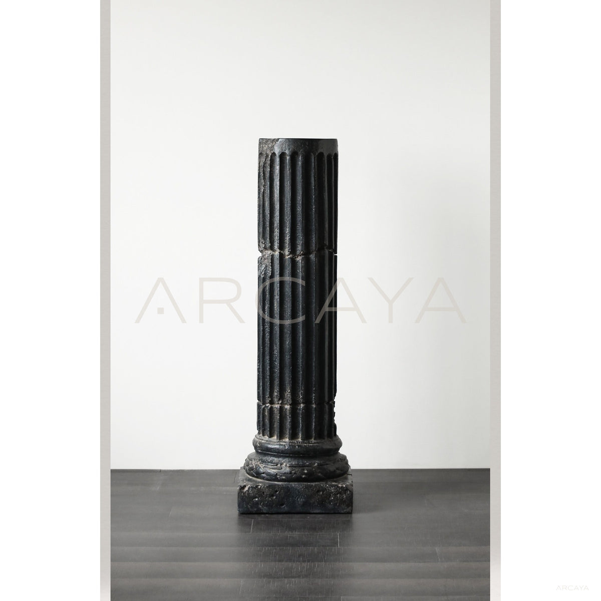 Mid Century Roman Column Pedestal in detail