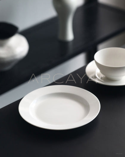 Sunxun Collab White Porcelain Pasta Plate - scene