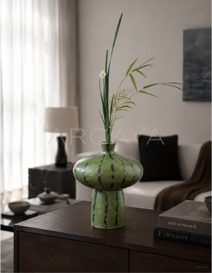 Dadan Speckled Ceramic Vase Hotel - scene