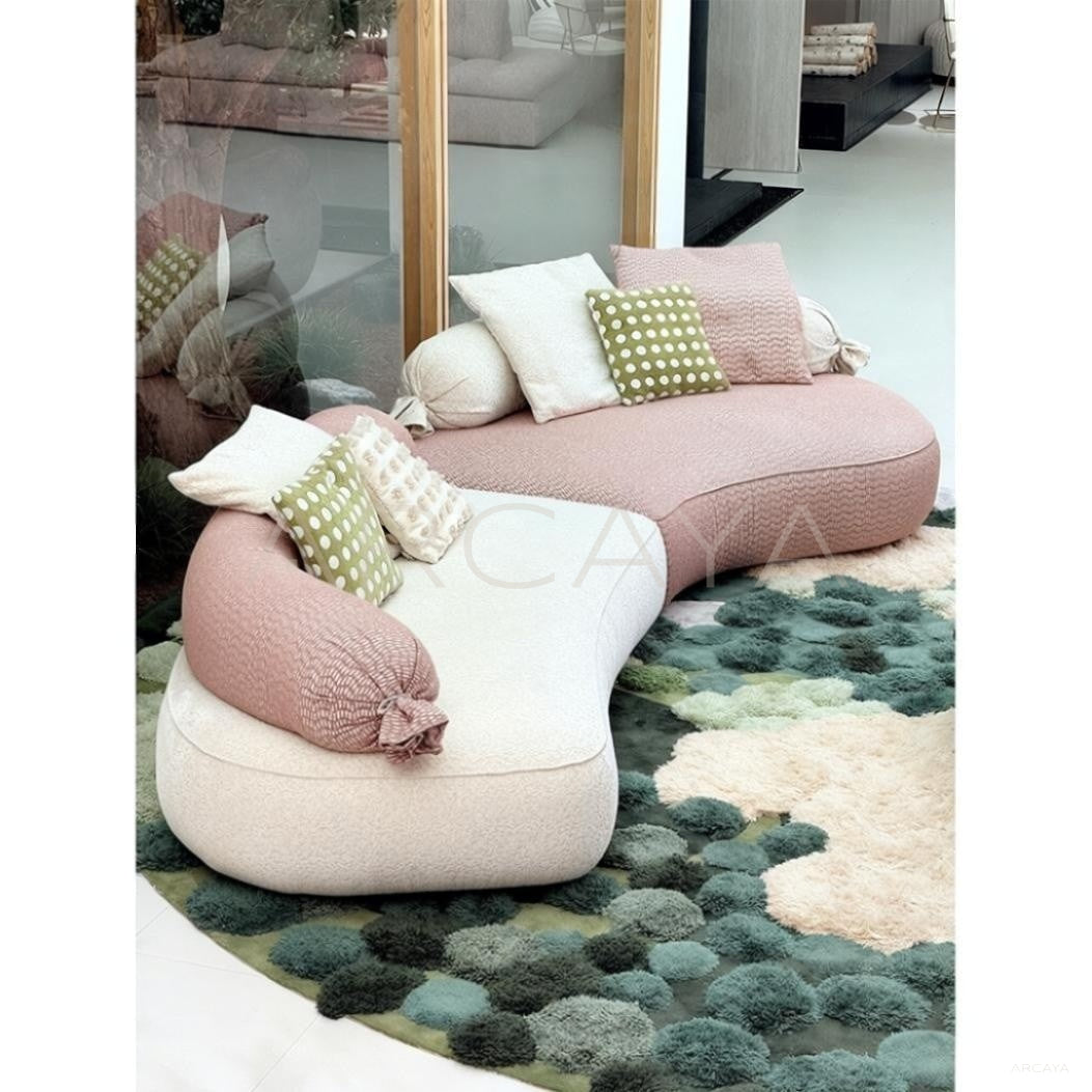 Candy Curved Sofa in detail