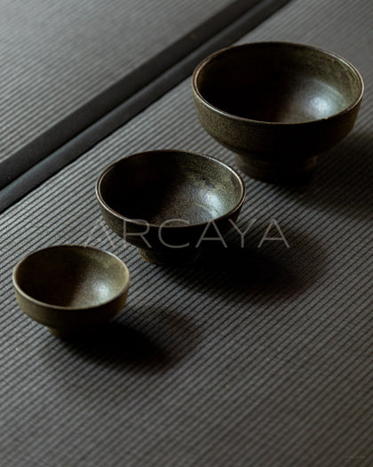 Vintage Textured Ceramic Tableware Set - scene