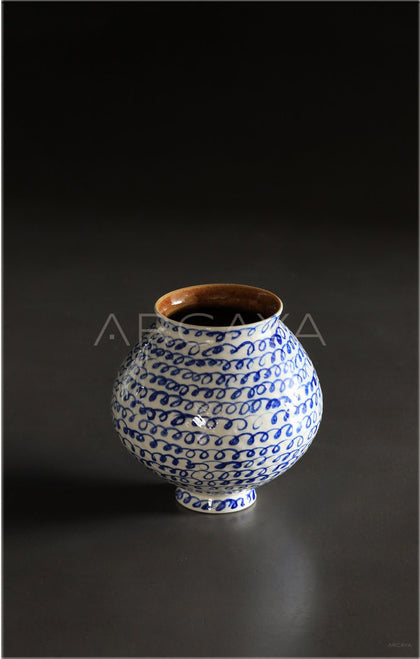 Dadan Jingdezhen Vintage Art Vase - scene
