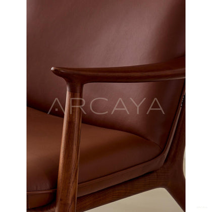 Qiyan Eaves Oriental Lounge Chair - scene