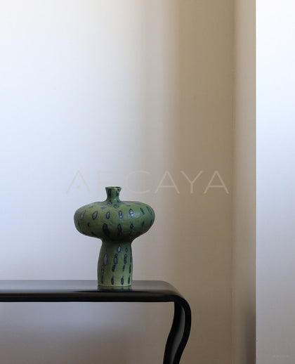 Dadan Designer Jingdezhen Handmade Vase - scene