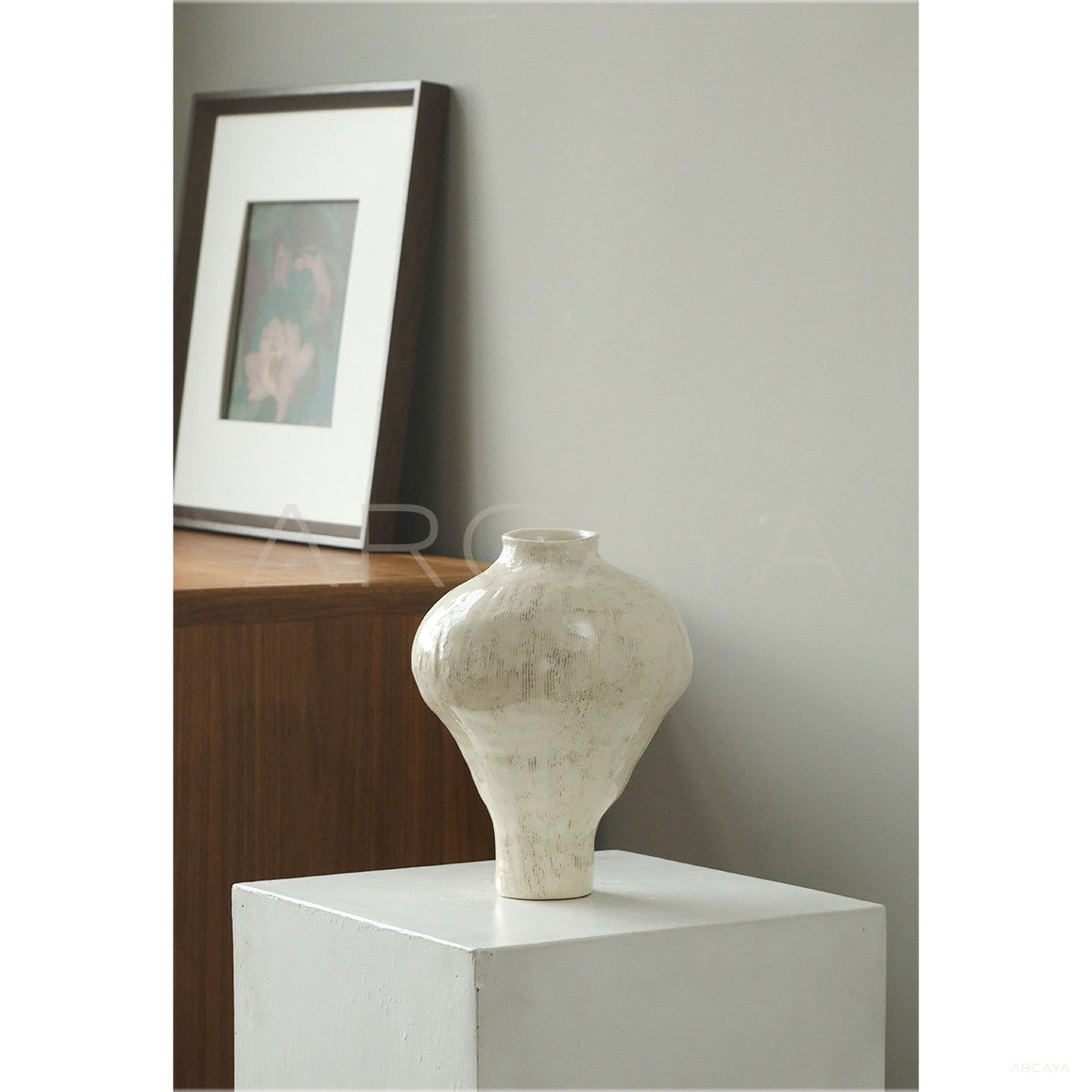 Designer Handmade Vase in detail