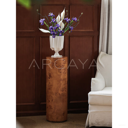 Snow Mountain Vase - scene