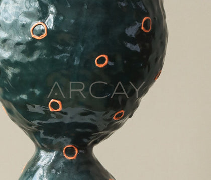 Dadan Jingdezhen Handmade Tabletop Vase - scene
