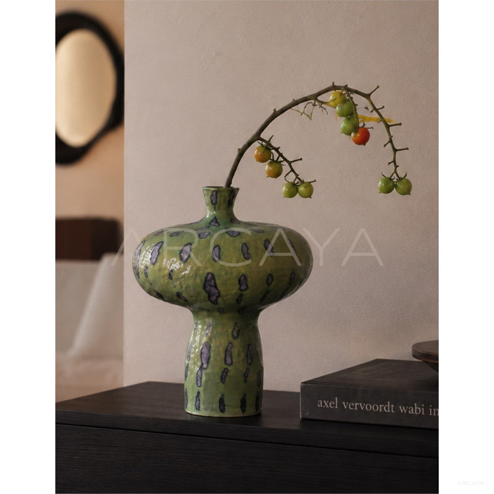 Speckled Ceramic Vase Hotel in detail