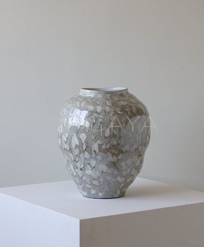 Jingdezhen Wabi Sabi Large Floor Jar Vase - scene