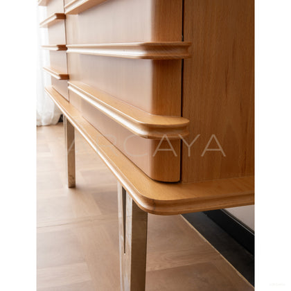 Beethoven Sideboard - scene