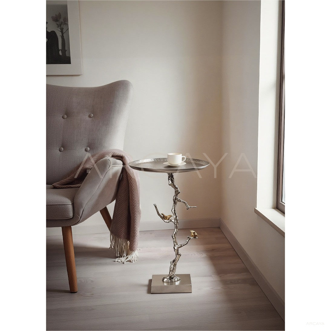 Mobile Side Table in detail