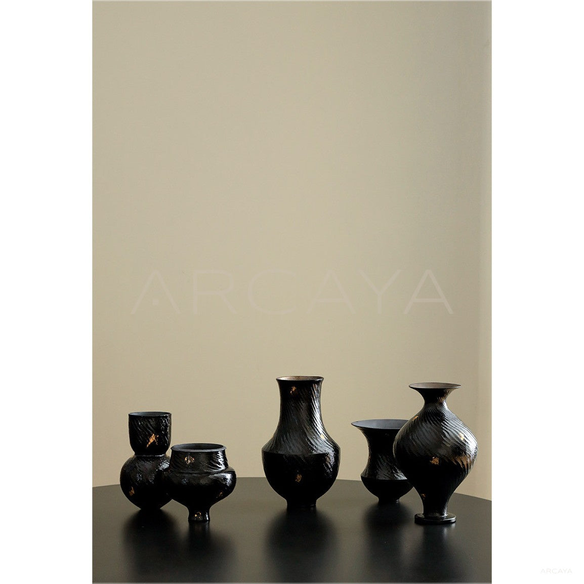 Vintage Jingdezhen Art Vase in detail