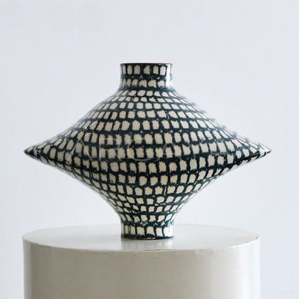 Dadan Jingdezhen Designer Art Vessel - main