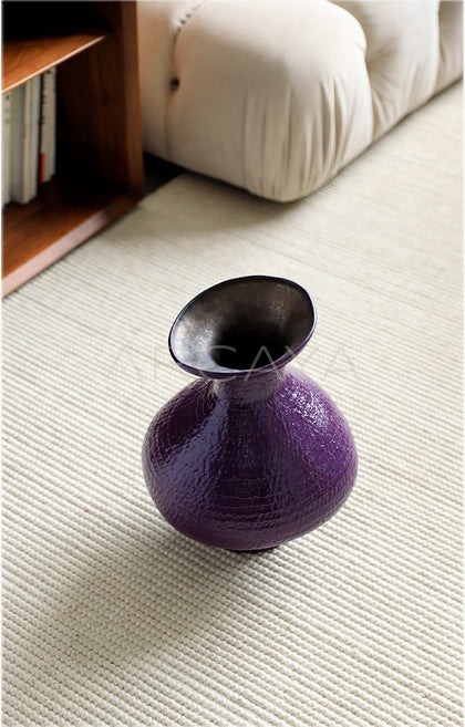 Dadan Vintage Jingdezhen Designer Vase - scene
