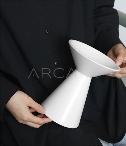 New Chinese Tabletop Ceramic Vase - scene