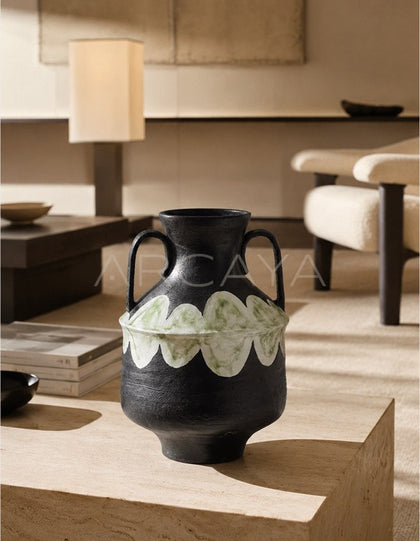 Dadan Stoneware Double Ear Vase Hotel - scene