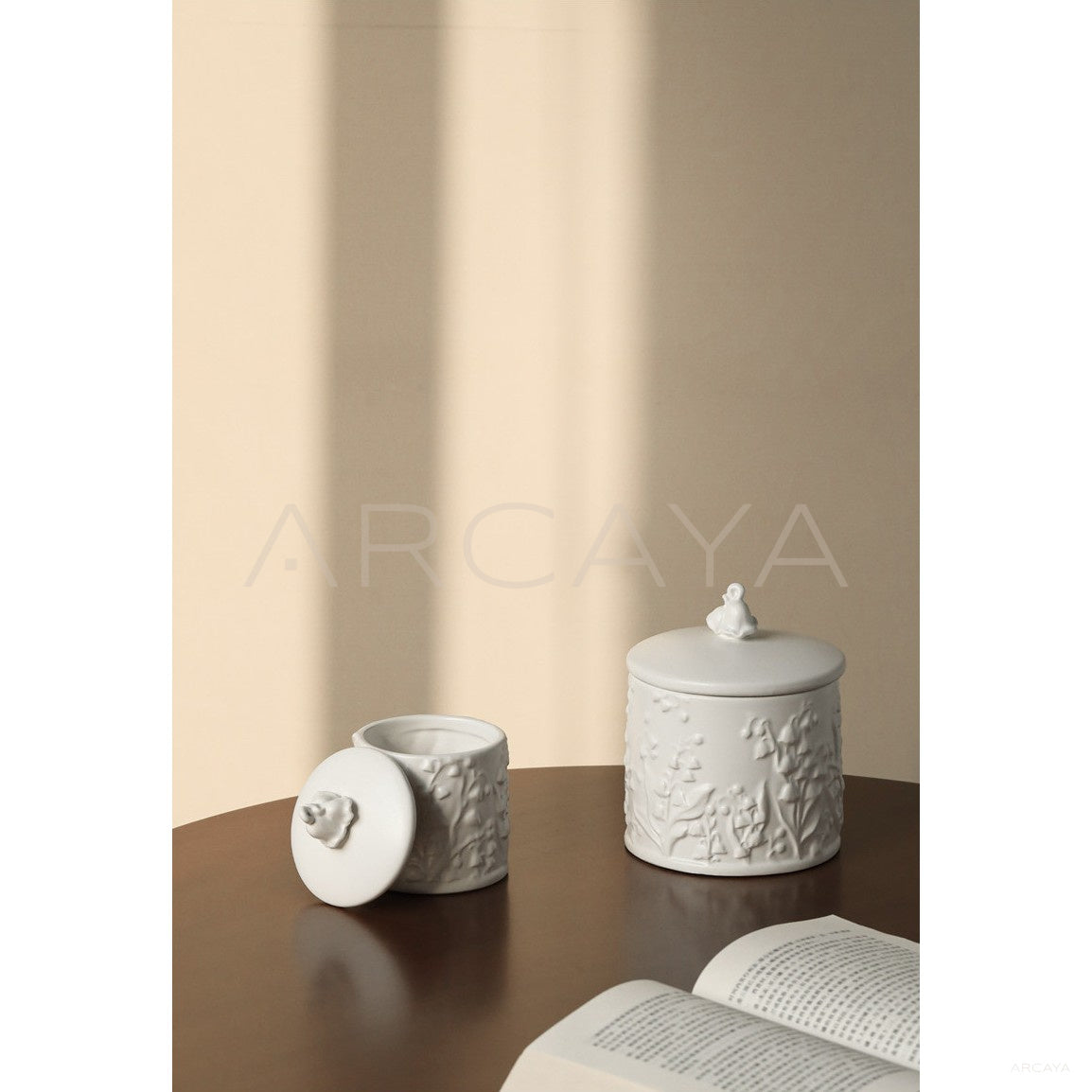 Lily Of The Valley Ceramic Jewelry Box in detail