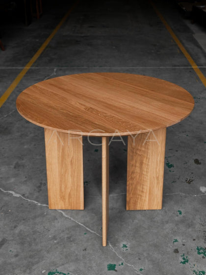Designer Table - detail