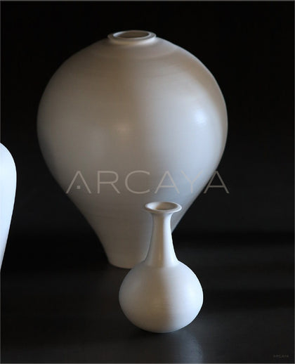 Designer Handmade New Chinese Ceramic Vase - scene