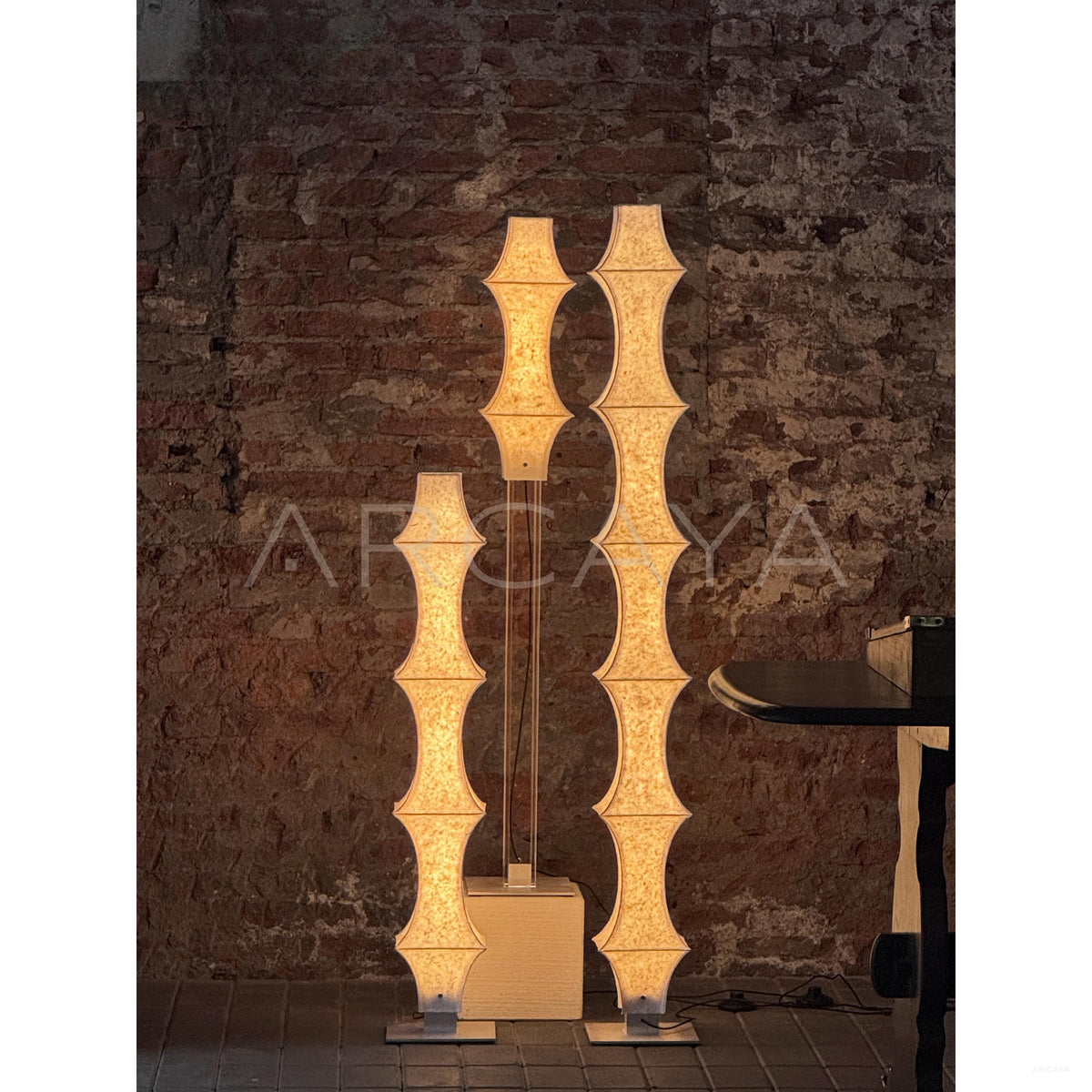 Sens Floor Lamp Red Brick in detail