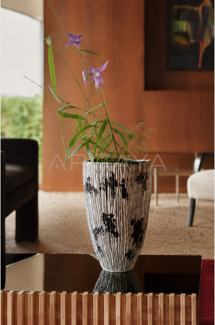 Wabi Sabi Hand Painted Ribbed Ceramic Vase - scene