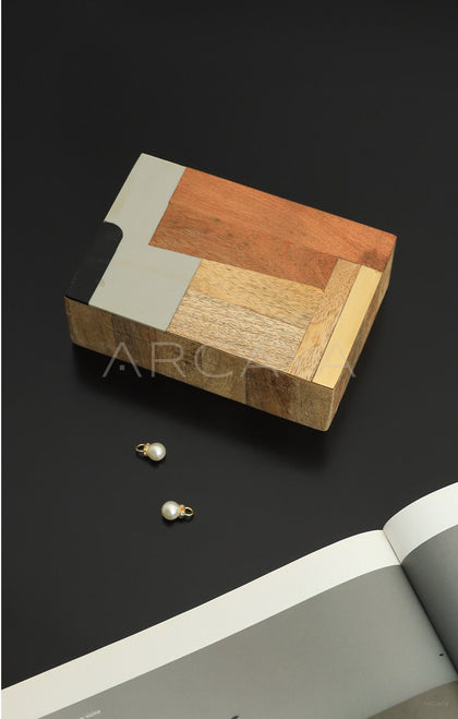 Vintage Jewelry Box - scene