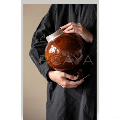 Dadan Kiln Glaze Stoneware Vase - scene