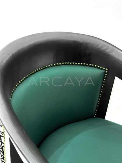 Solid Wood Frame Lounge Chair - detail