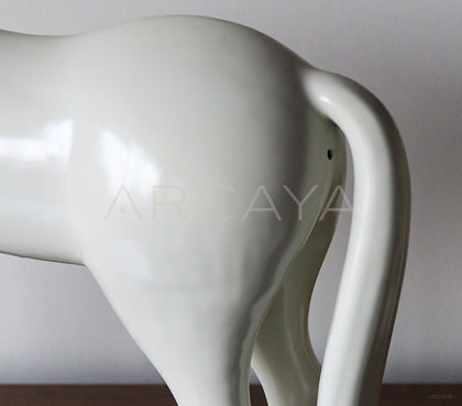 Vintage Art Ceramic Horse Ornament - scene